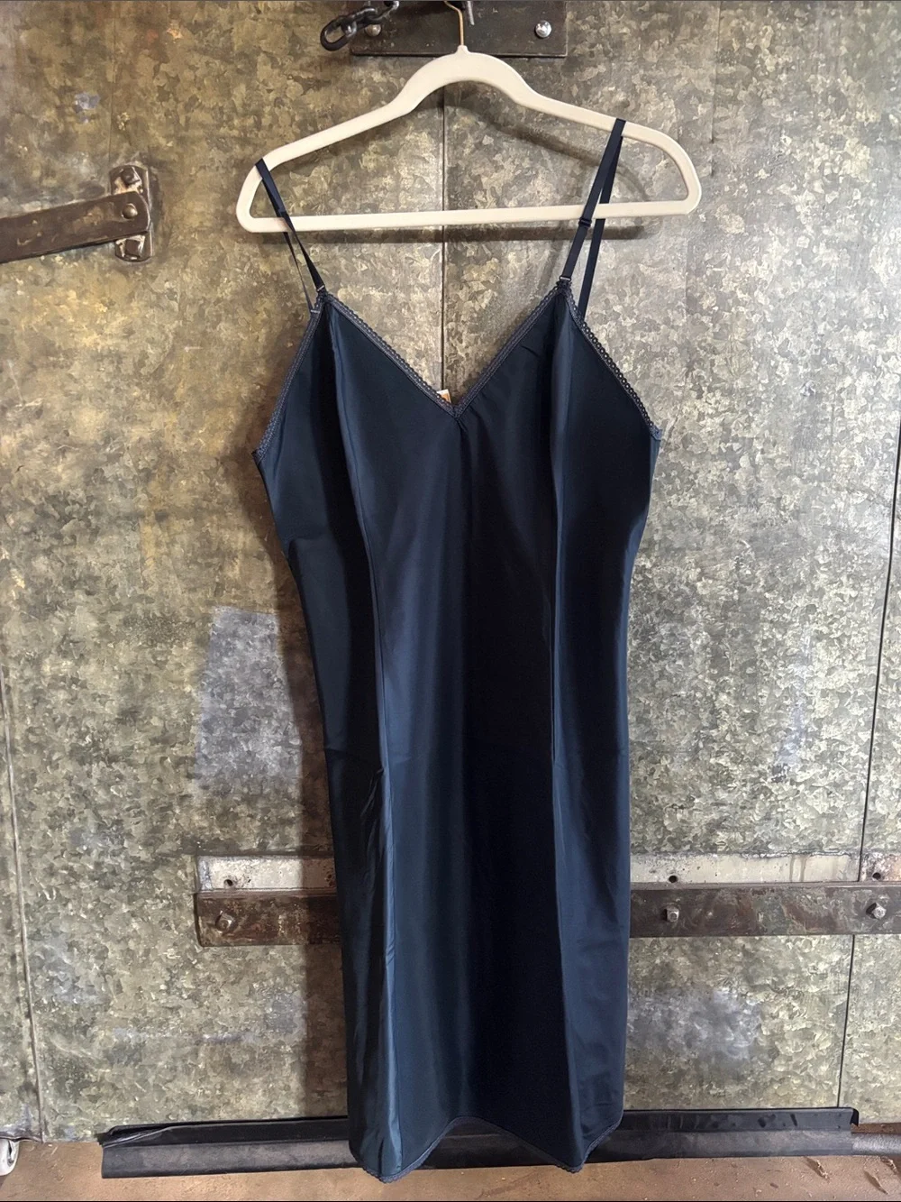 🎀Vintage🎀 Navy Satin Slip Dress with Lace Trim Size Med/Large - Picture 1 of 6